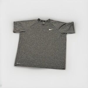 Nike Swim Dri-fit UPF 40+ T Shirt XL Outdoor Sun Protection Athletic Athleisure